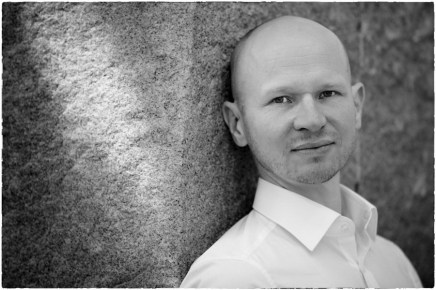 Portraitfoto eines Sängers