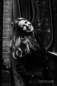 Portraitfoto einer Musikerin